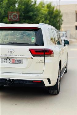 تويوتا لاندكروزر